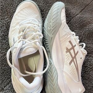 ASICS Women's White and Gray Athletic Shoes
